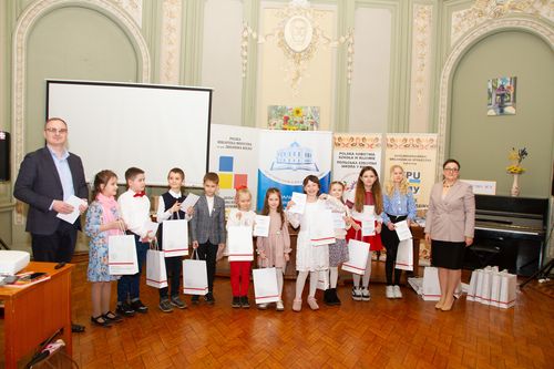 Поезія єднає покоління